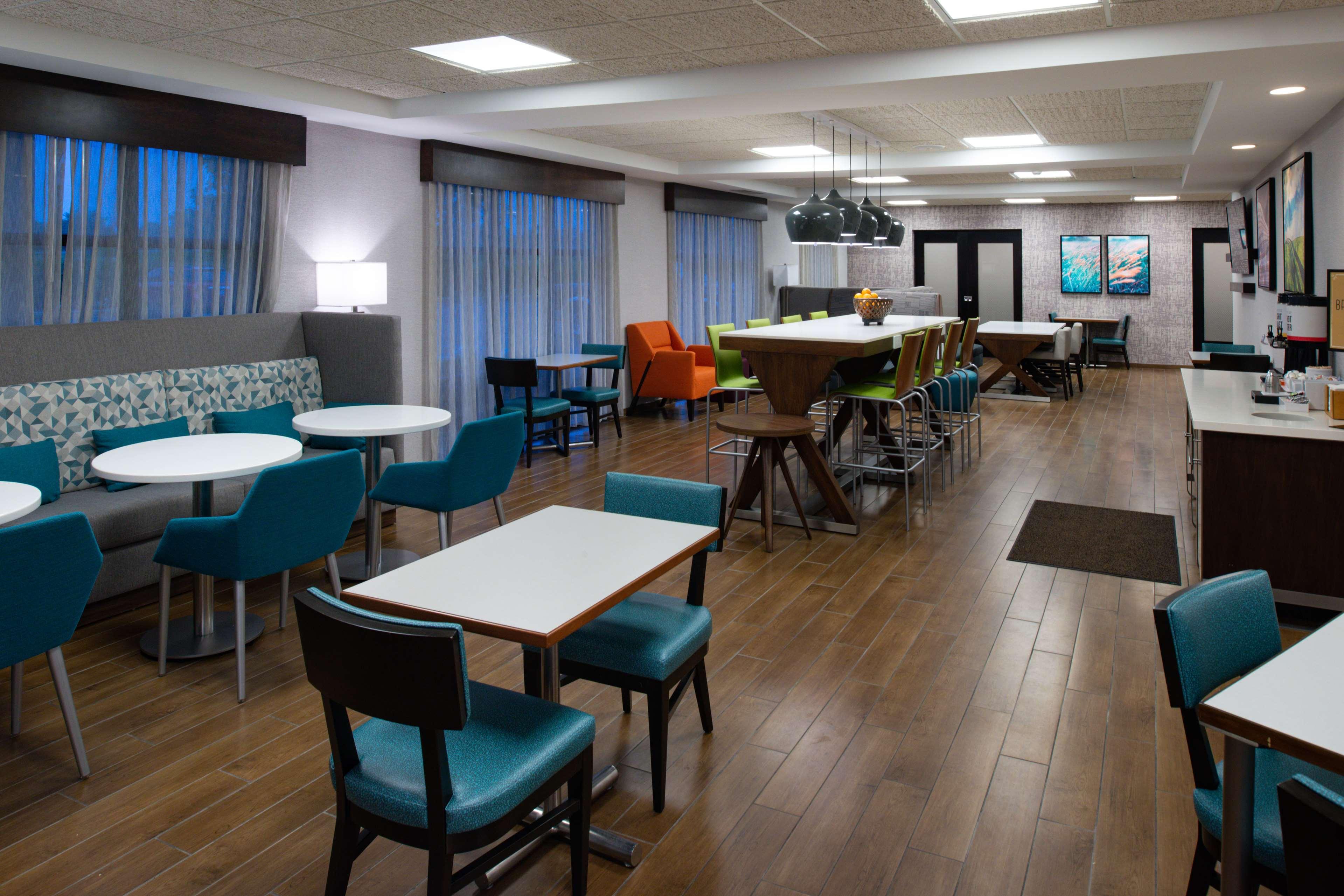 Hampton Inn Laporte La Porte Екстериор снимка