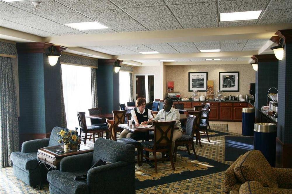 Hampton Inn Laporte La Porte Ресторант снимка