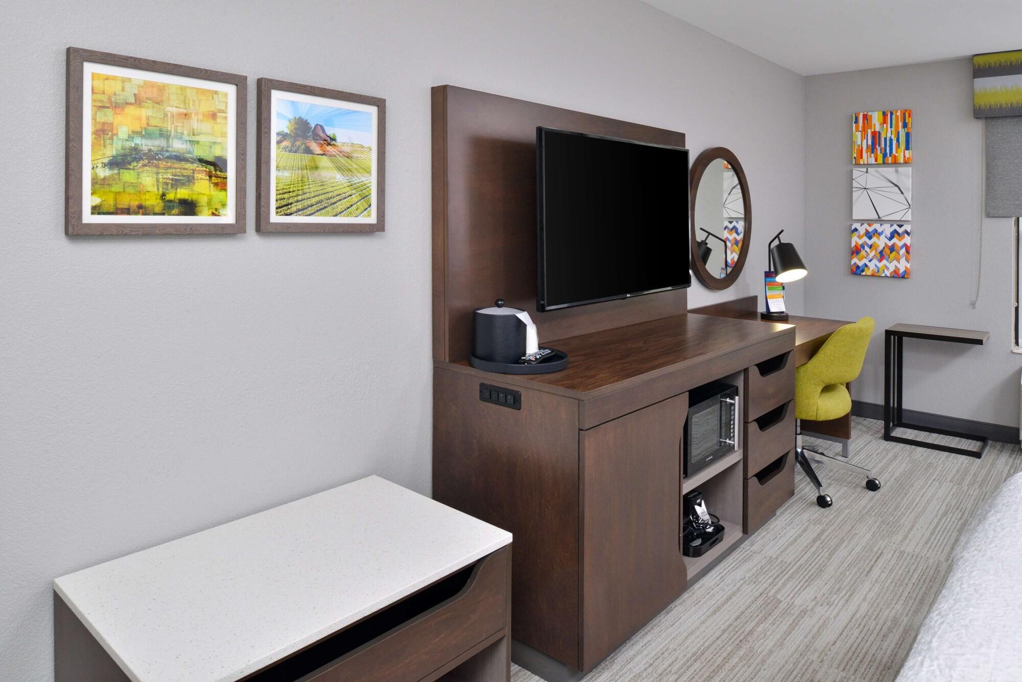 Hampton Inn Laporte La Porte Екстериор снимка