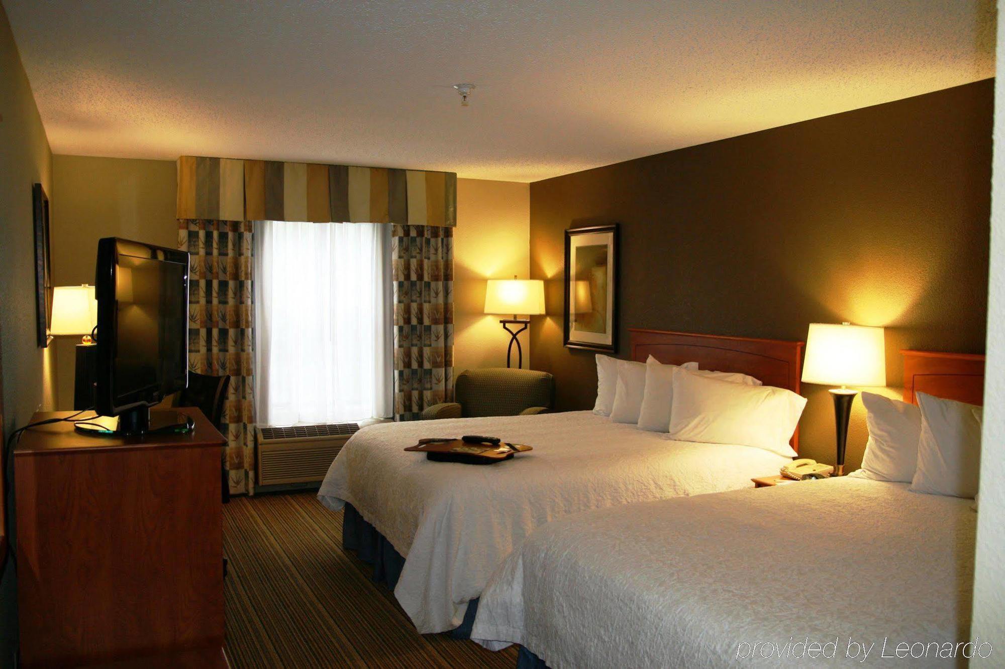 Hampton Inn Laporte La Porte Екстериор снимка