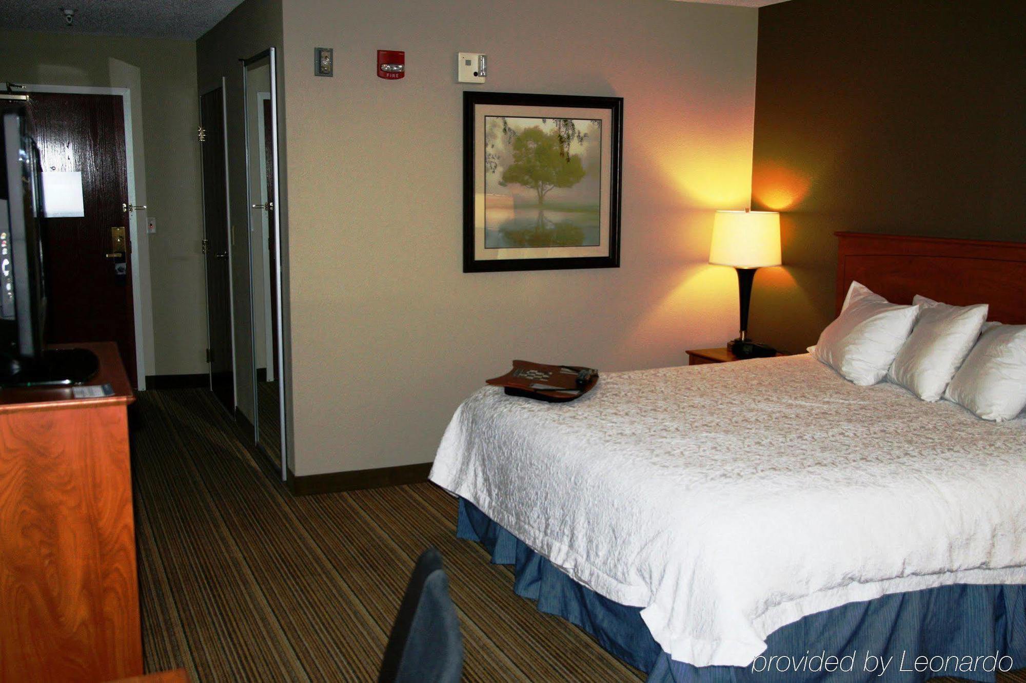 Hampton Inn Laporte La Porte Екстериор снимка